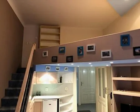 Apartment Rising Sun Hill